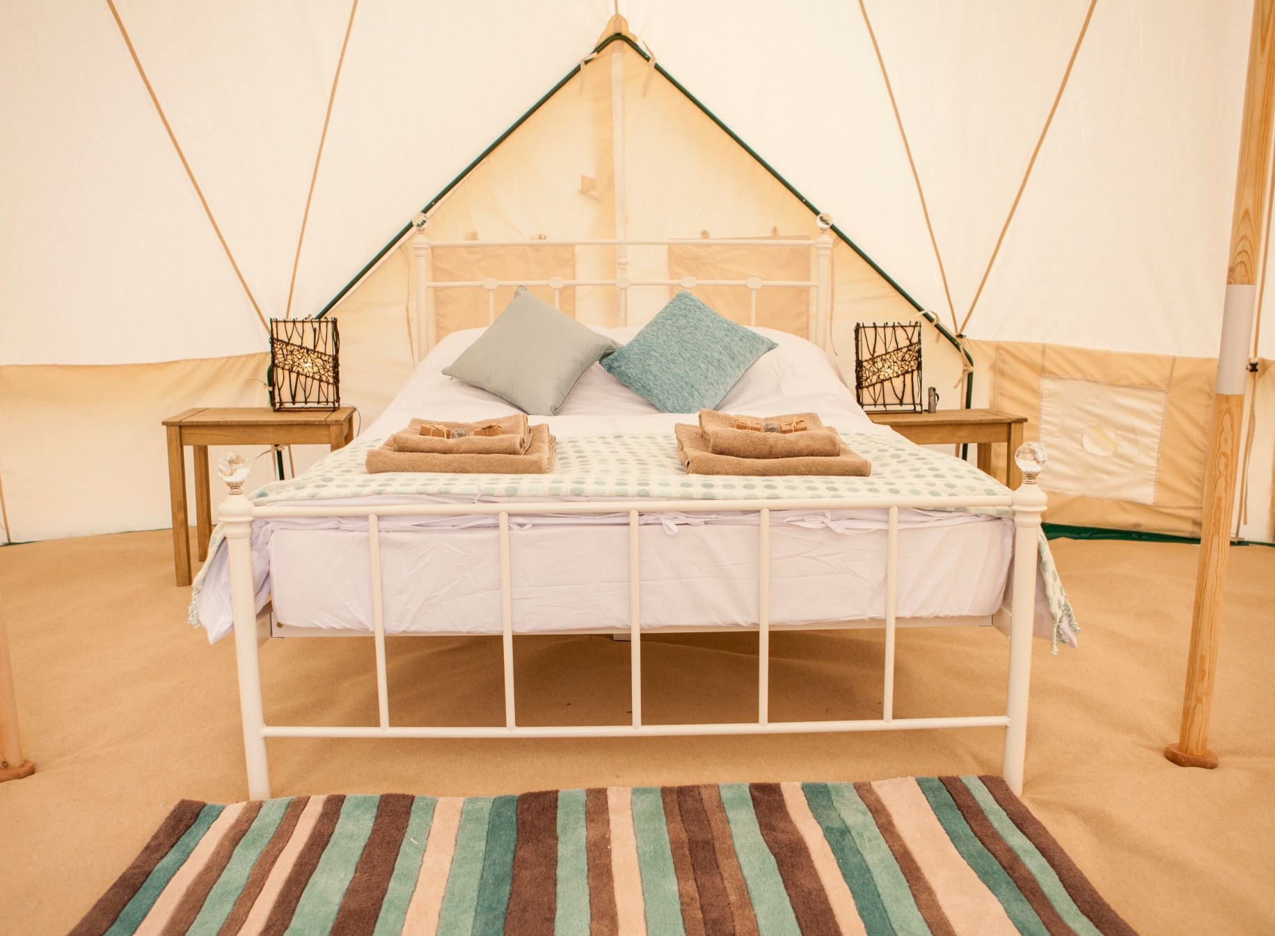 glastonbury yurts